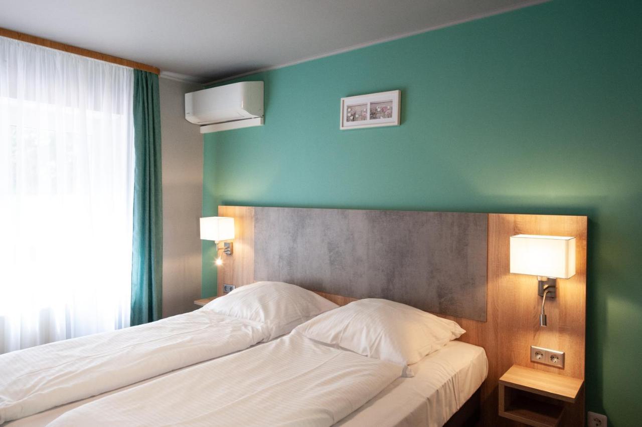 Hotel Bluechertal Bacharach Bagian luar foto