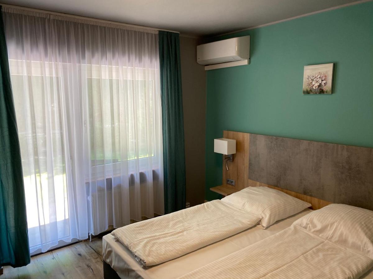 Hotel Bluechertal Bacharach Bagian luar foto